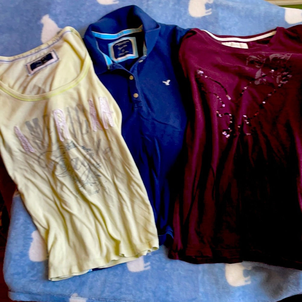 American Eagle tops